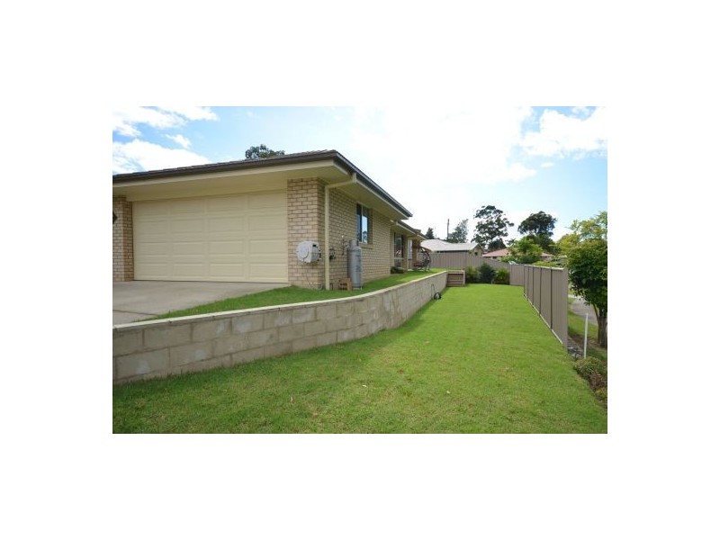 2 Farrell Close, Bonville NSW 2441
