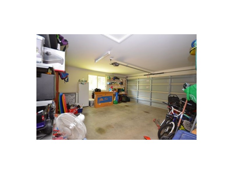 2 Farrell Close, Bonville NSW 2441