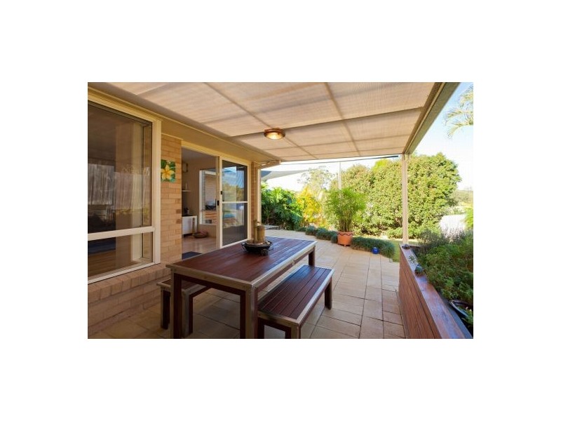 5 Celeste Place, Bonville NSW 2441