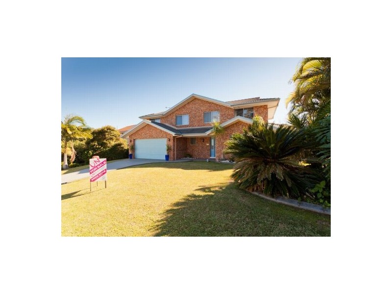 48 De Castella Drive, Boambee East NSW 2452
