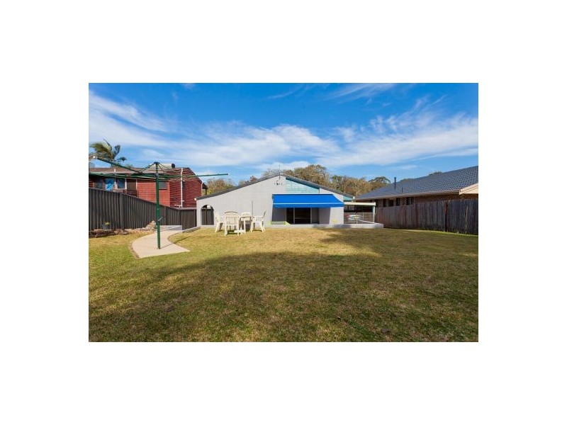 35 Lights Street, Emerald Beach NSW 2456