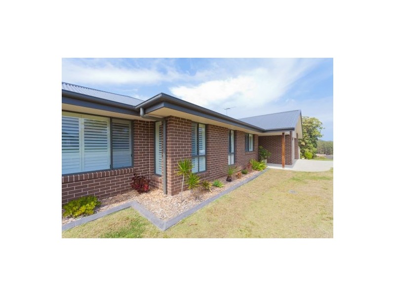 5 Farrell Close, Bonville NSW 2441