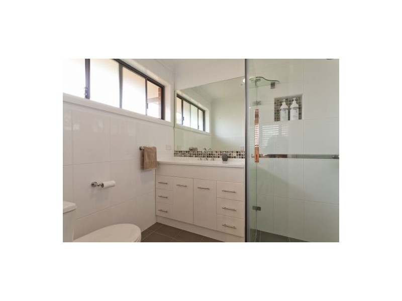 5 Farrell Close, Bonville NSW 2441