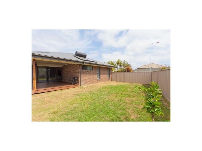 5 Farrell Close, Bonville NSW 2441