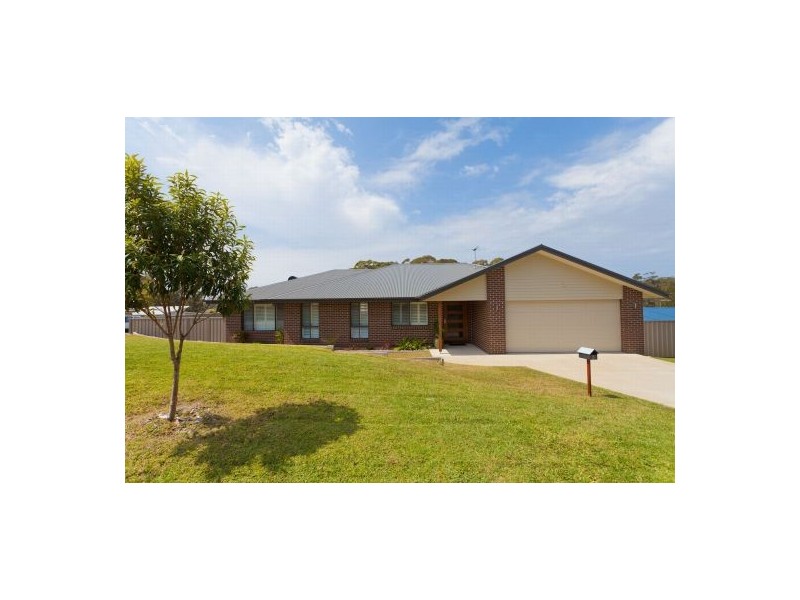 5 Farrell Close, Bonville NSW 2441