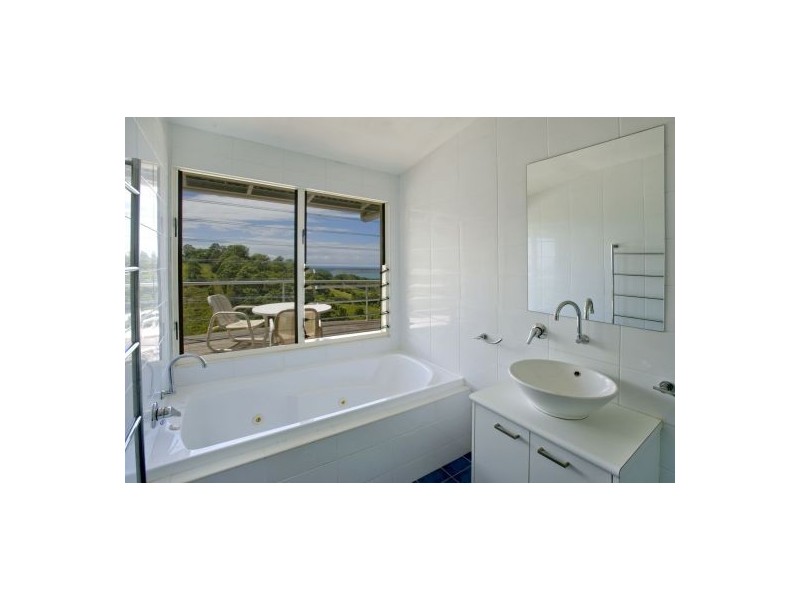 89 Rippingales Road, Korora NSW 2450