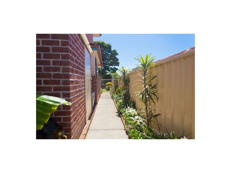 1/5 Cocos Palm Close, Boambee East NSW 2452