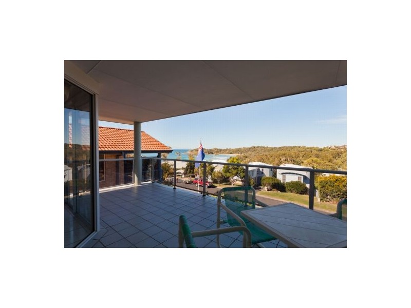 9 Diggers Headland Place, Coffs Harbour NSW 2450