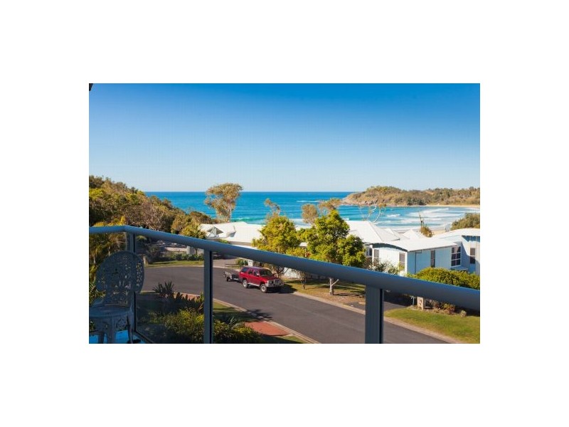 9 Diggers Headland Place, Coffs Harbour NSW 2450