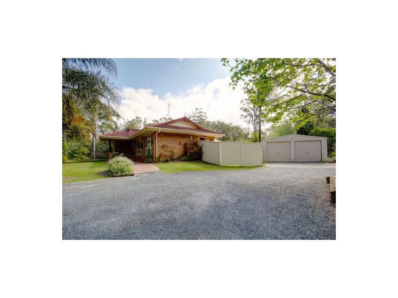 9 Hammond Road, Emerald Beach NSW 2456