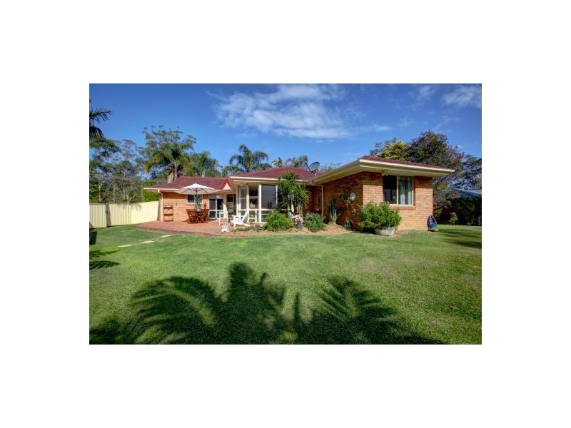 9 Hammond Road, Emerald Beach NSW 2456