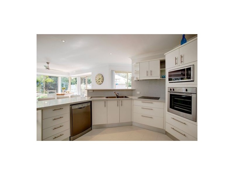 9 Hammond Road, Emerald Beach NSW 2456