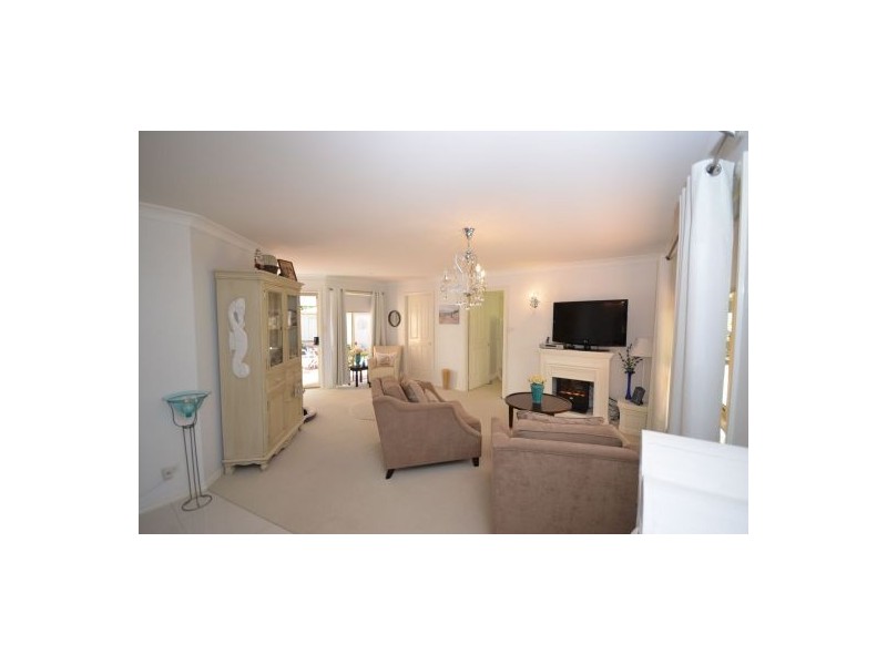 9 Hammond Road, Emerald Beach NSW 2456