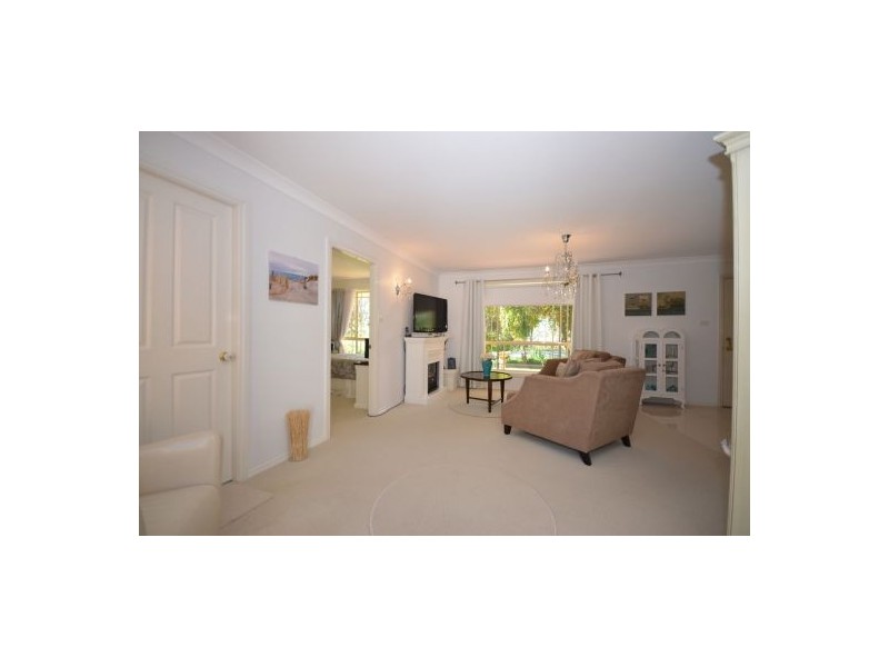 9 Hammond Road, Emerald Beach NSW 2456