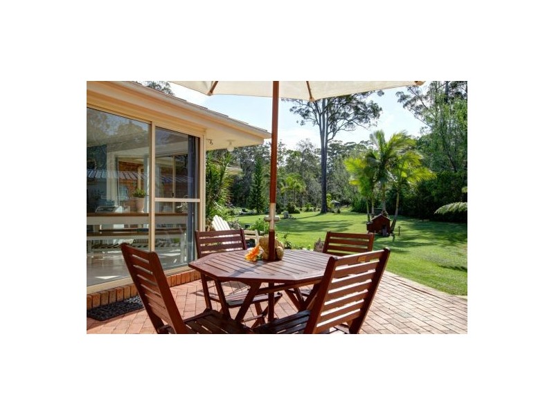 9 Hammond Road, Emerald Beach NSW 2456