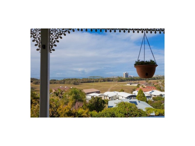 62 Manning Avenue, Coffs Harbour NSW 2450