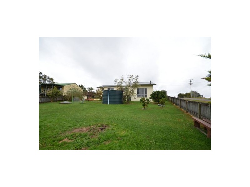 1 Lorne Street, Lowanna NSW 2450