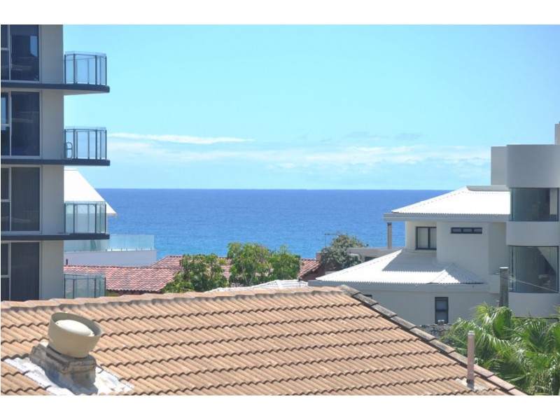15/15 Pacific Street, Main Beach QLD 4217
