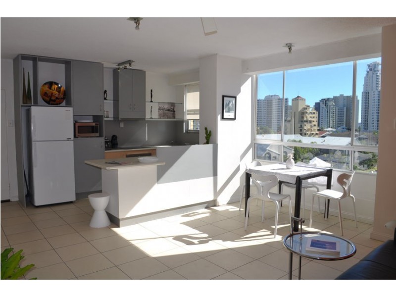 20/15 Pacific St, Main Beach QLD 4217
