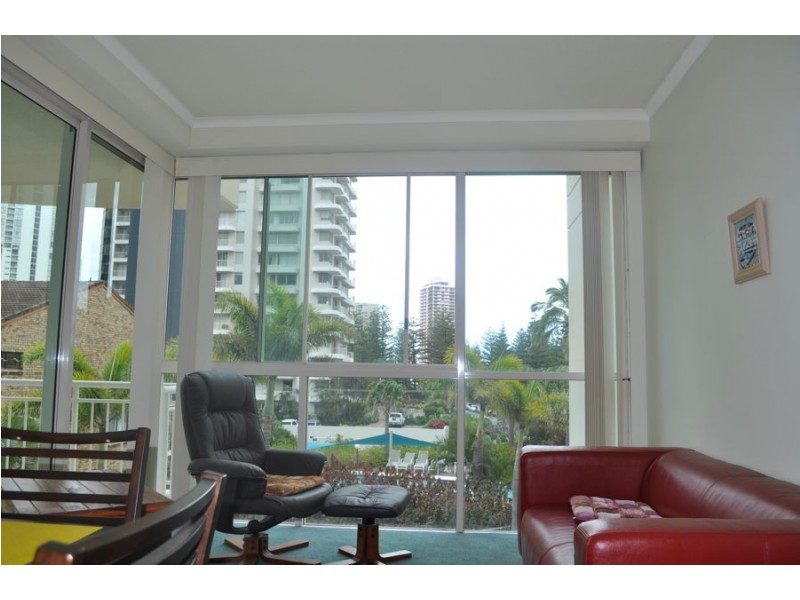 306/52 Pacific St, Main Beach QLD 4217