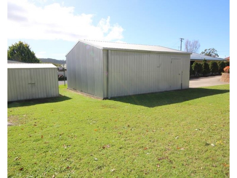 12 Barton Street, Stanthorpe QLD 4380