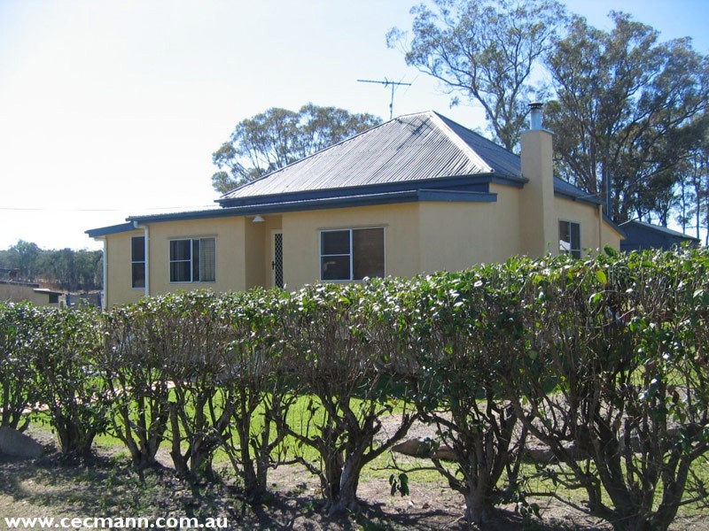 19 Marsh, Stanthorpe QLD 4380
