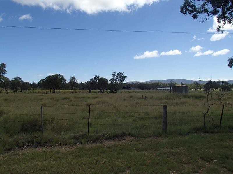 Mt Norman Road, Wallangarra QLD 4383