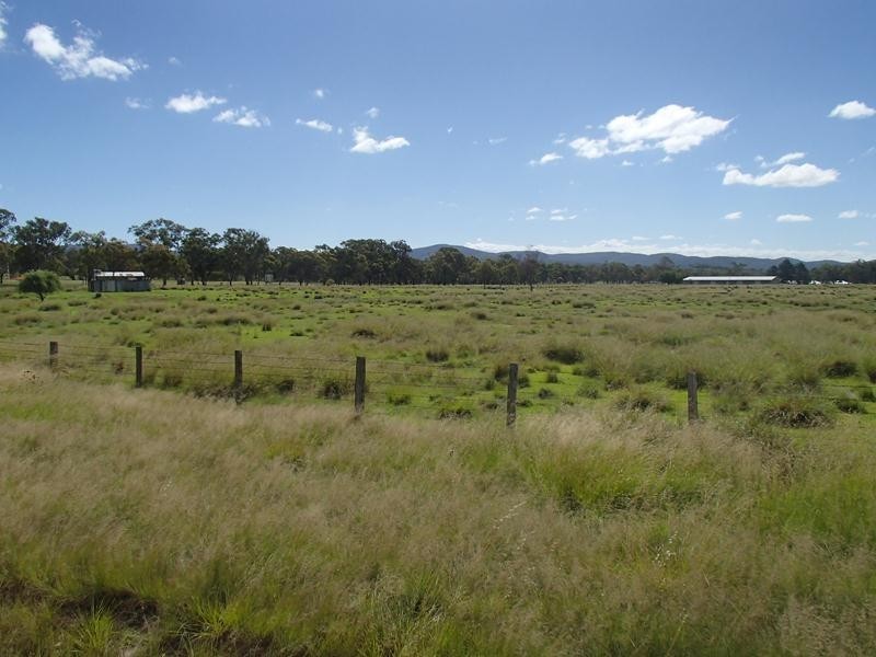 Mt Norman Road, Wallangarra QLD 4383