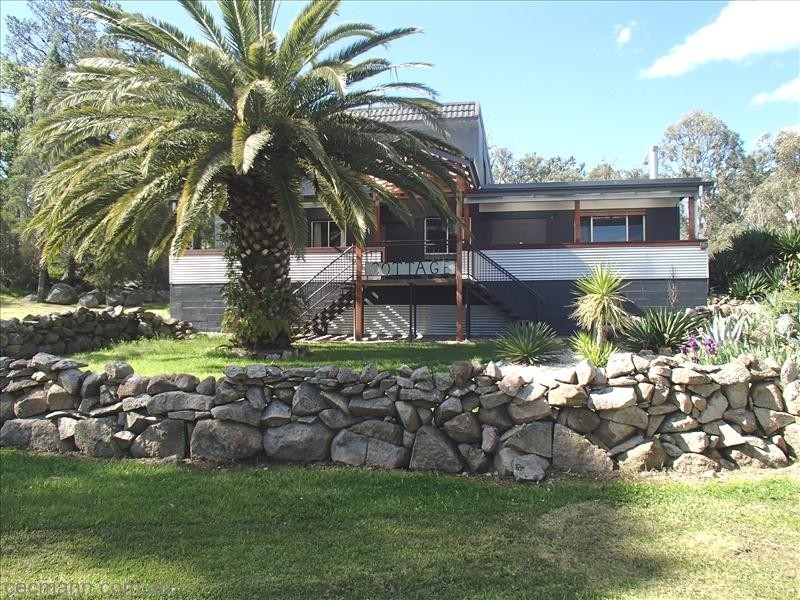 66 Mayfair Lane, Stanthorpe QLD 4380