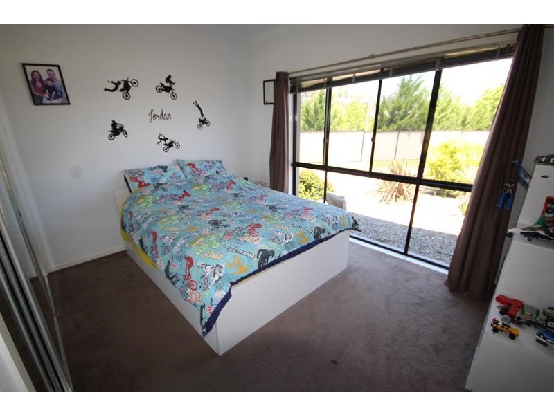 45 Melaleuca Crescent, Stanthorpe QLD 4380