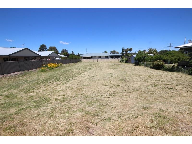 37 Connor Street, Stanthorpe QLD 4380