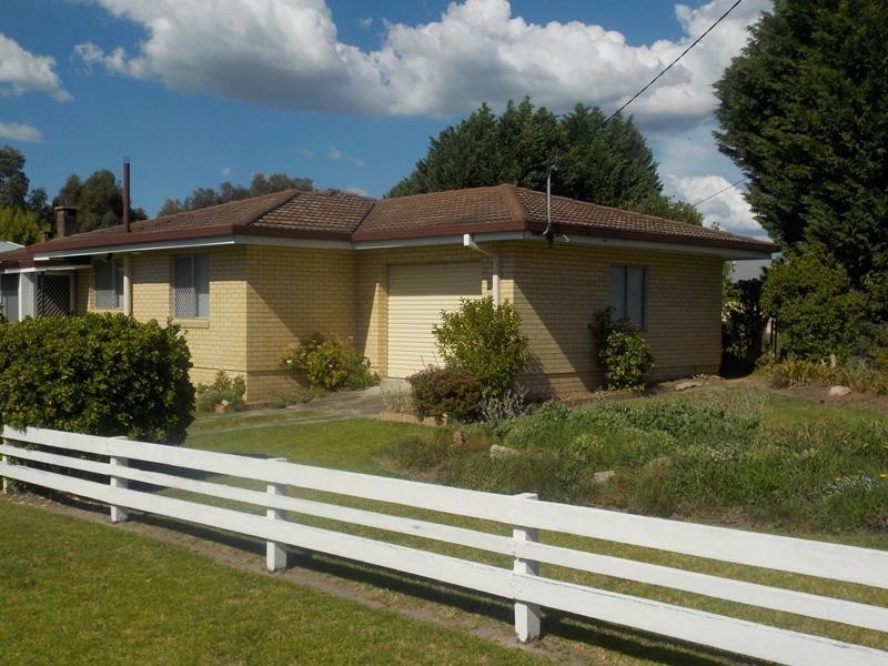 19a Johnson Street, Stanthorpe QLD 4380