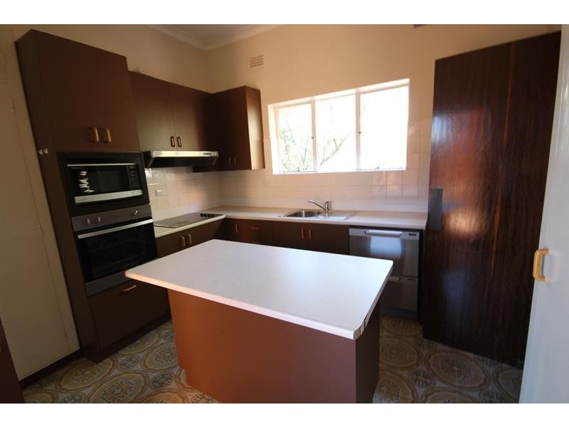 98 High Street, Stanthorpe QLD 4380