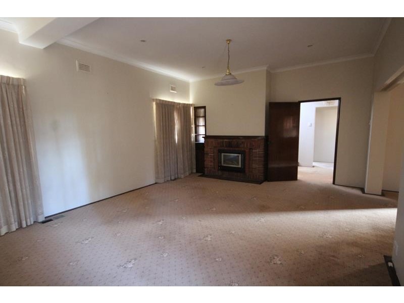 98 High Street, Stanthorpe QLD 4380