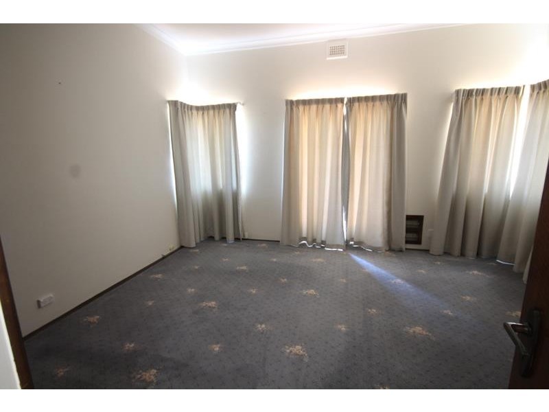 98 High Street, Stanthorpe QLD 4380