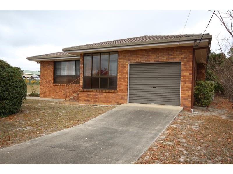 9 Wattle Court, Stanthorpe QLD 4380