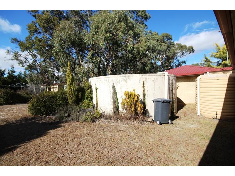 12 Plant Lane, Stanthorpe QLD 4380