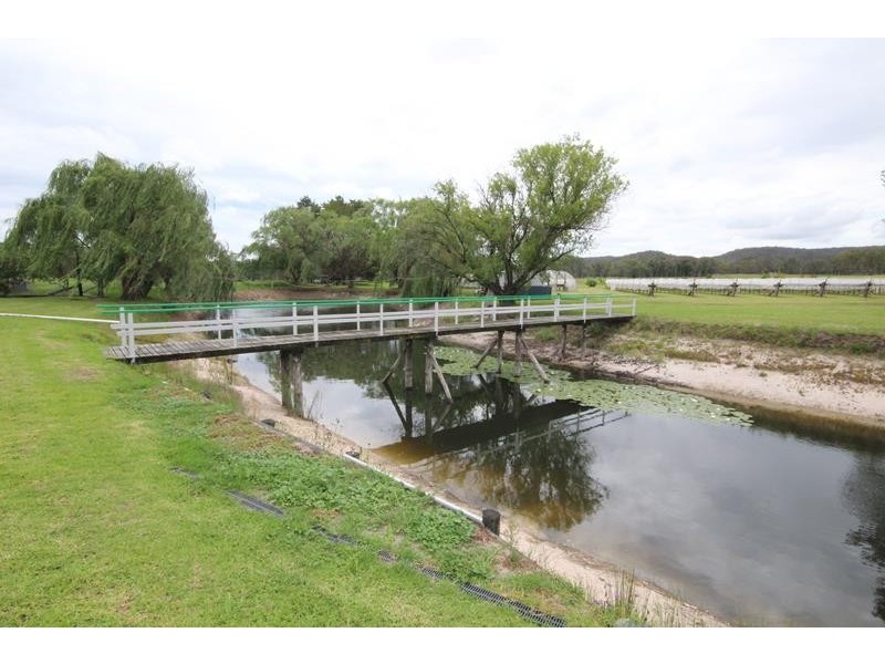 316 Amiens Road, Stanthorpe QLD 4380