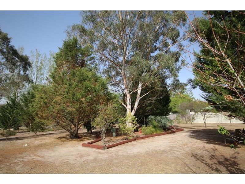 58 Sugarloaf Road, Stanthorpe QLD 4380