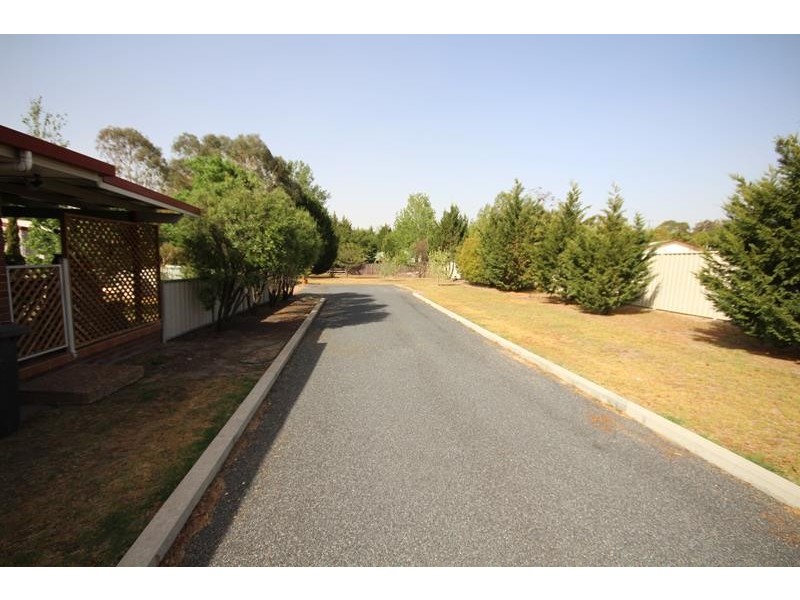 58 Sugarloaf Road, Stanthorpe QLD 4380