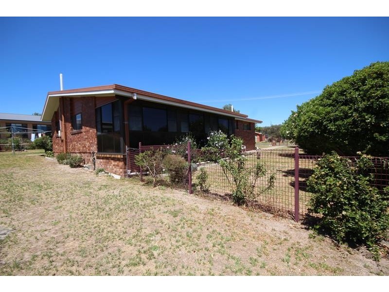 45 Denham Street, Stanthorpe QLD 4380