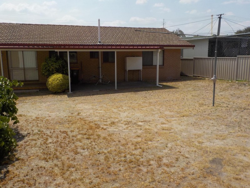 11 Pike Street, Stanthorpe QLD 4380