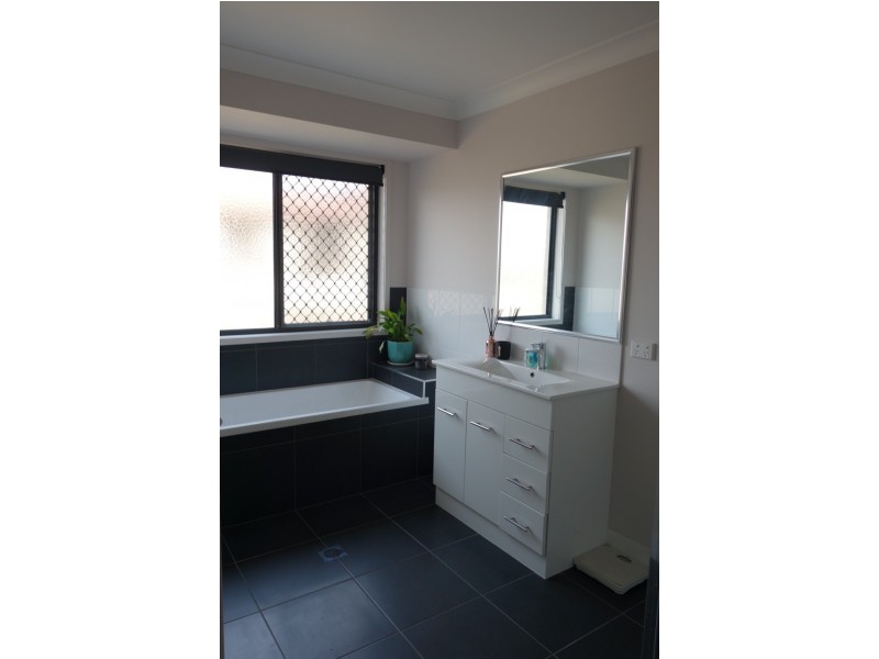 14 Lavena Court, Stanthorpe QLD 4380