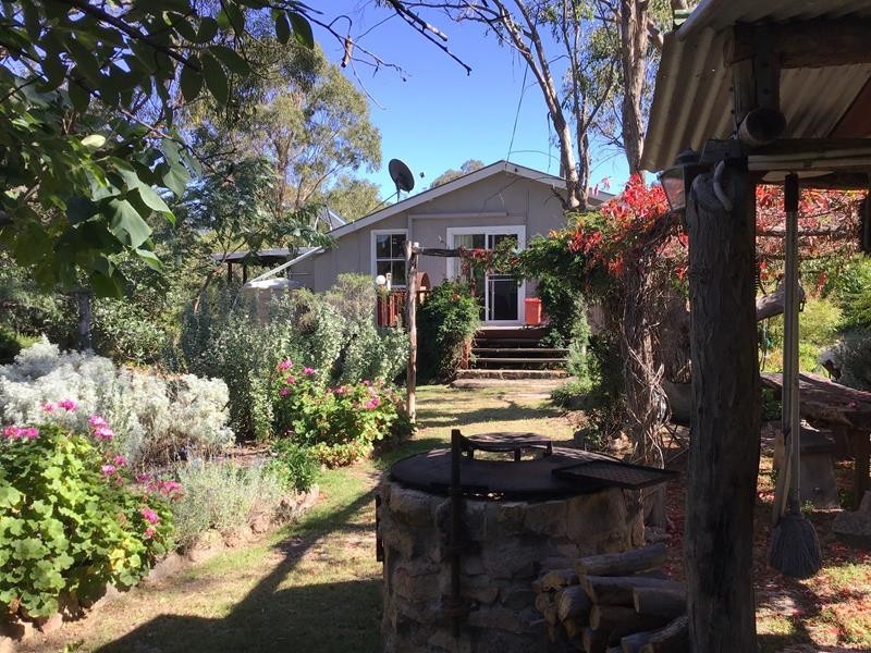 1587 Texas Road, Greenlands QLD 4380