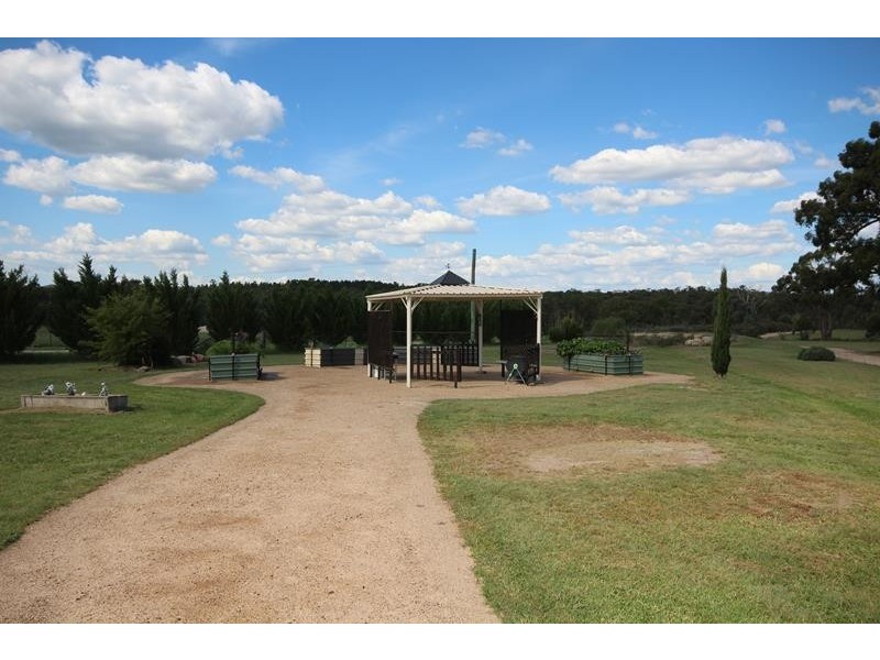 28 Caslick Lane, Broadwater QLD 4380