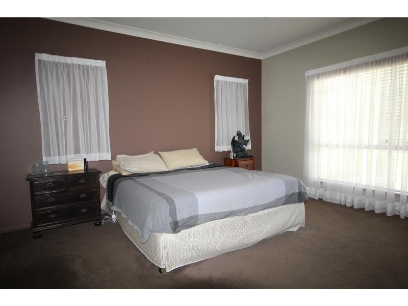27 McKillop Lane, Stanthorpe QLD 4380