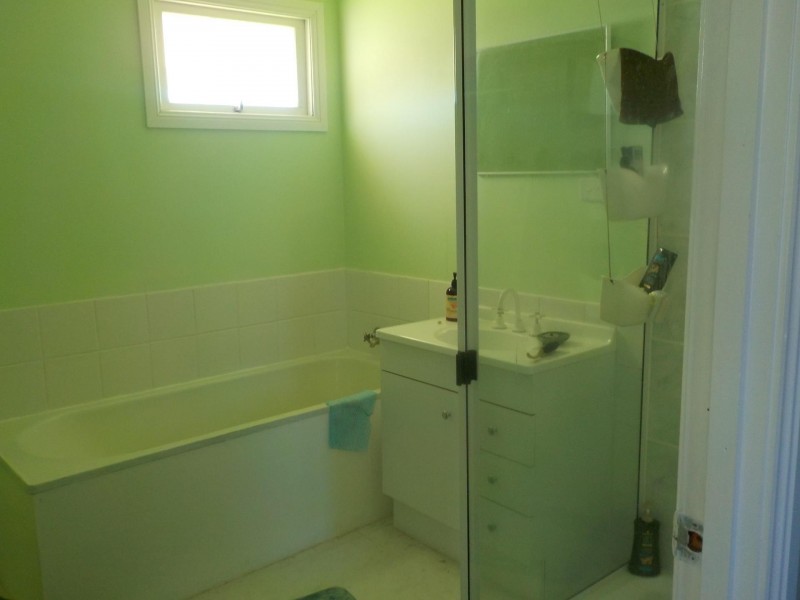 77 Amosfield Road, Stanthorpe QLD 4380