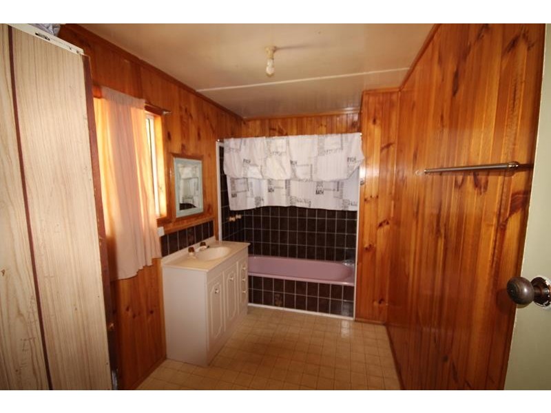 71a Wallace Court, Glen Aplin QLD 4381