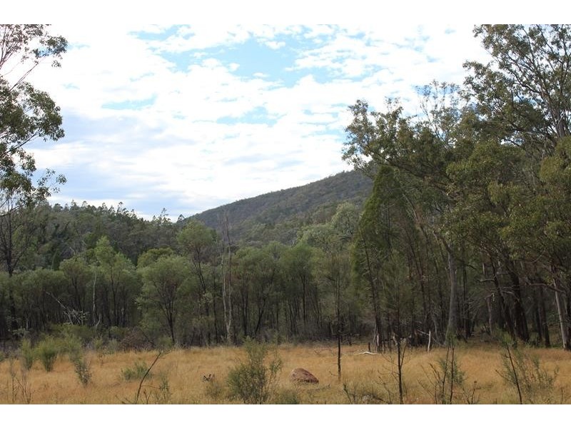 Lot 81 New England Highway, Wyberba QLD 4382