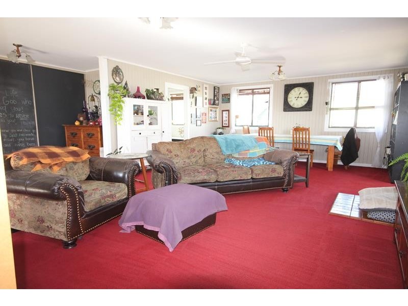 81 Folkestone Street, Stanthorpe QLD 4380